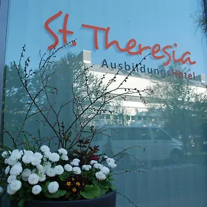 Ausbildungshotel St. Theresia ** München